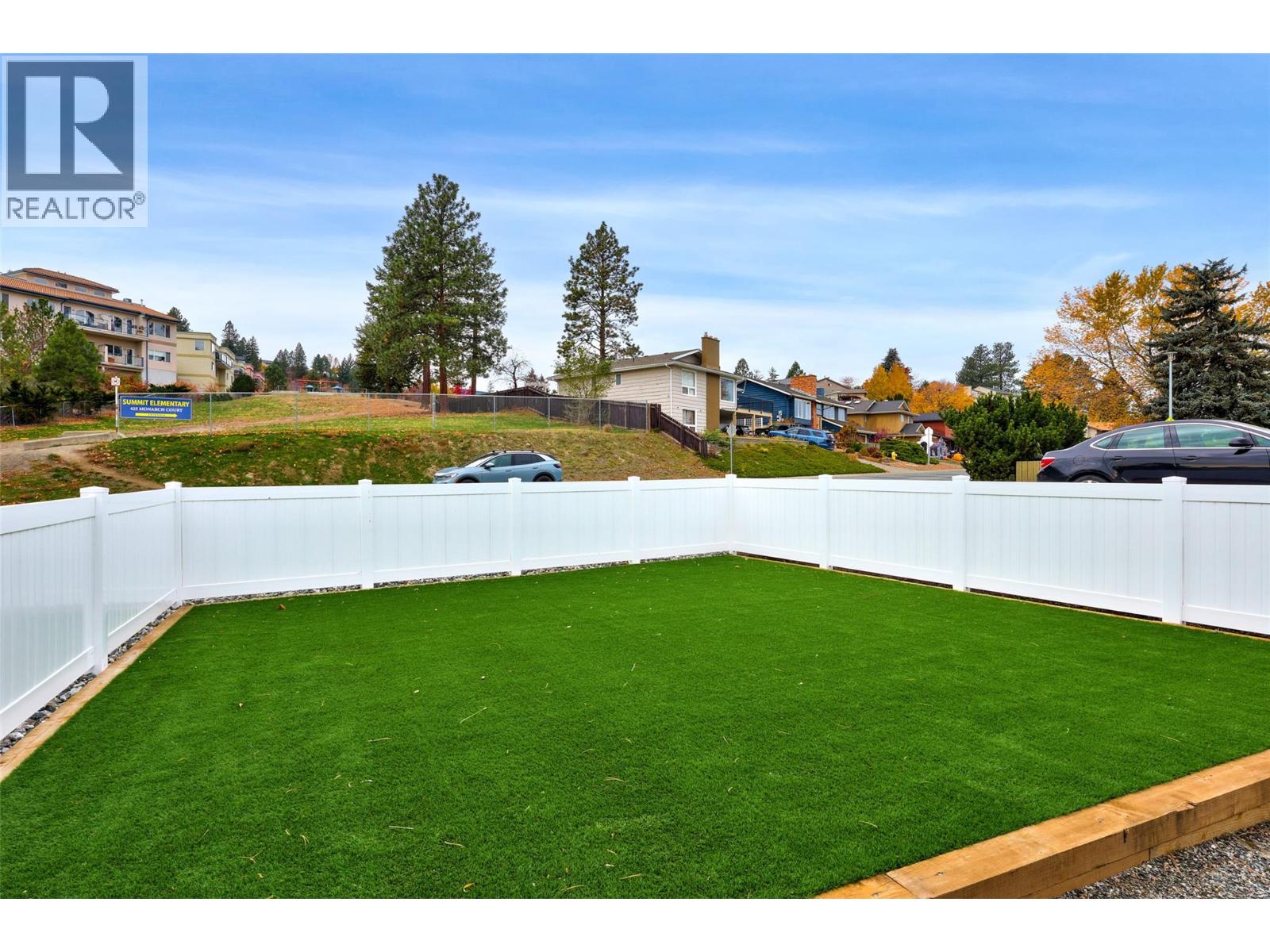 318 Gleneagles Drive - 64