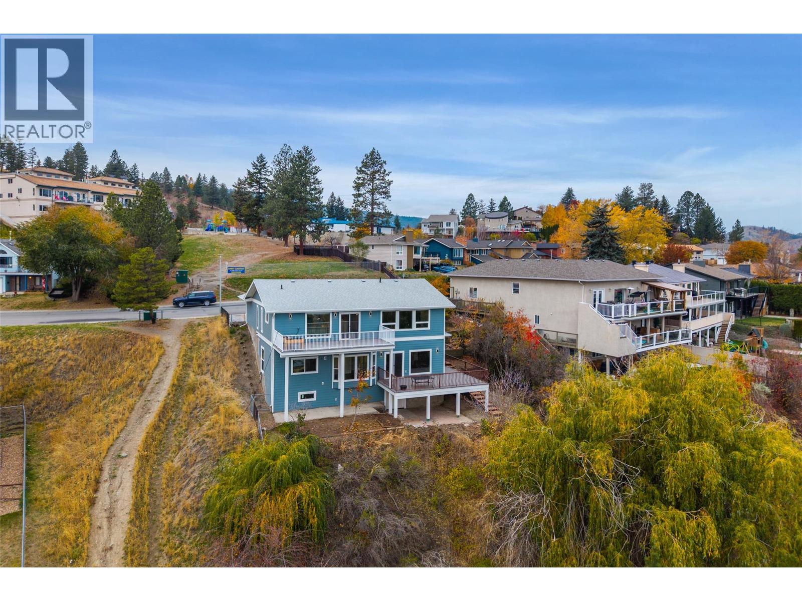 318 Gleneagles Drive - 68