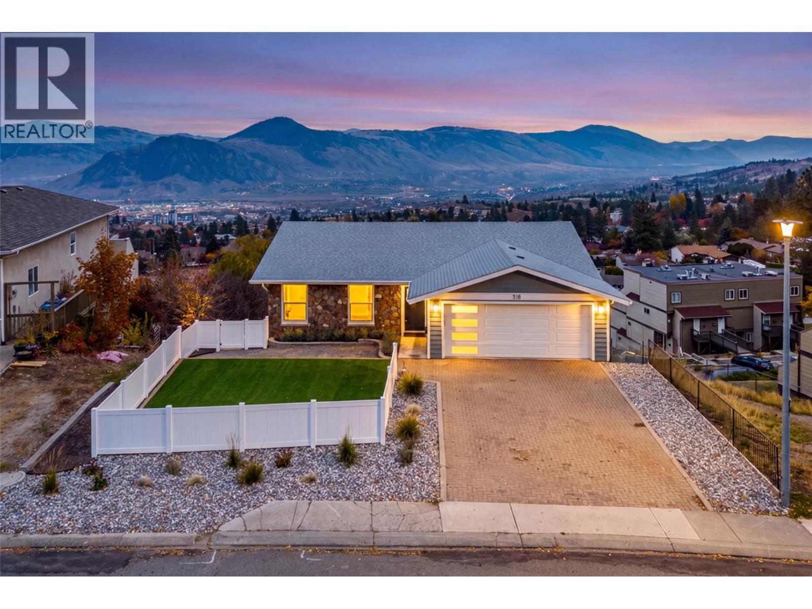 318 Gleneagles Drive - 82