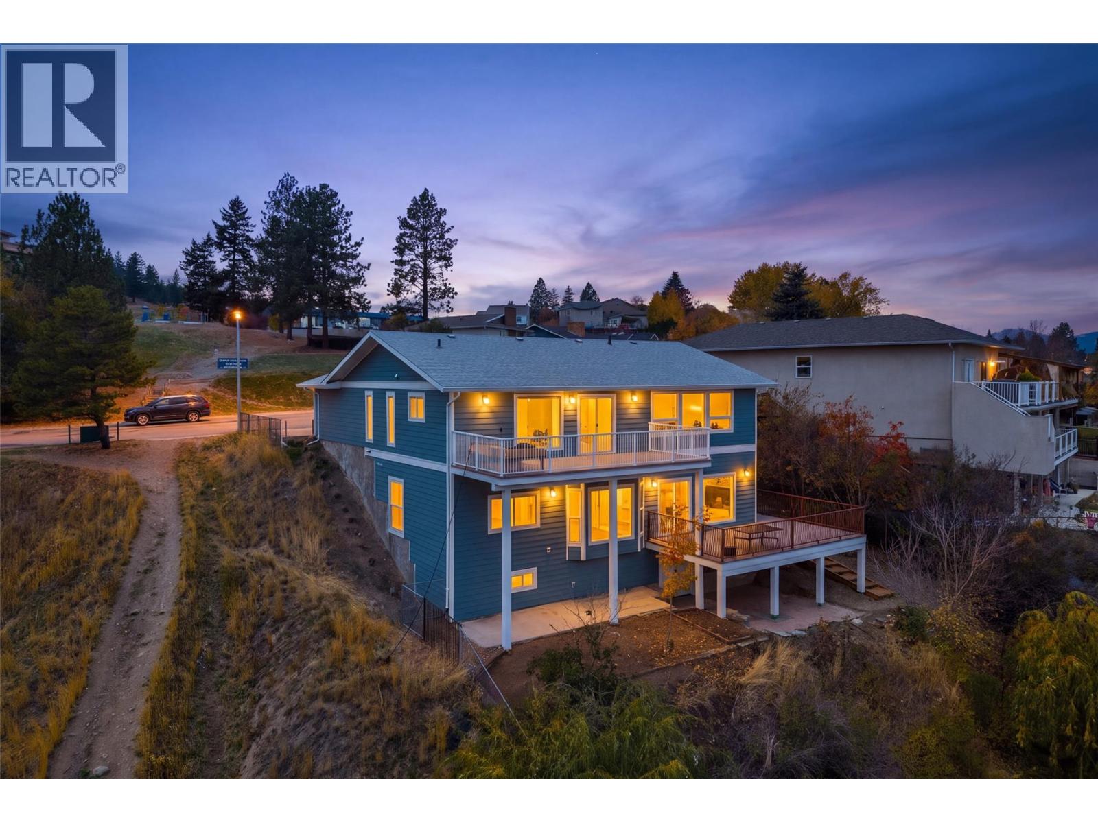 318 Gleneagles Drive - 83