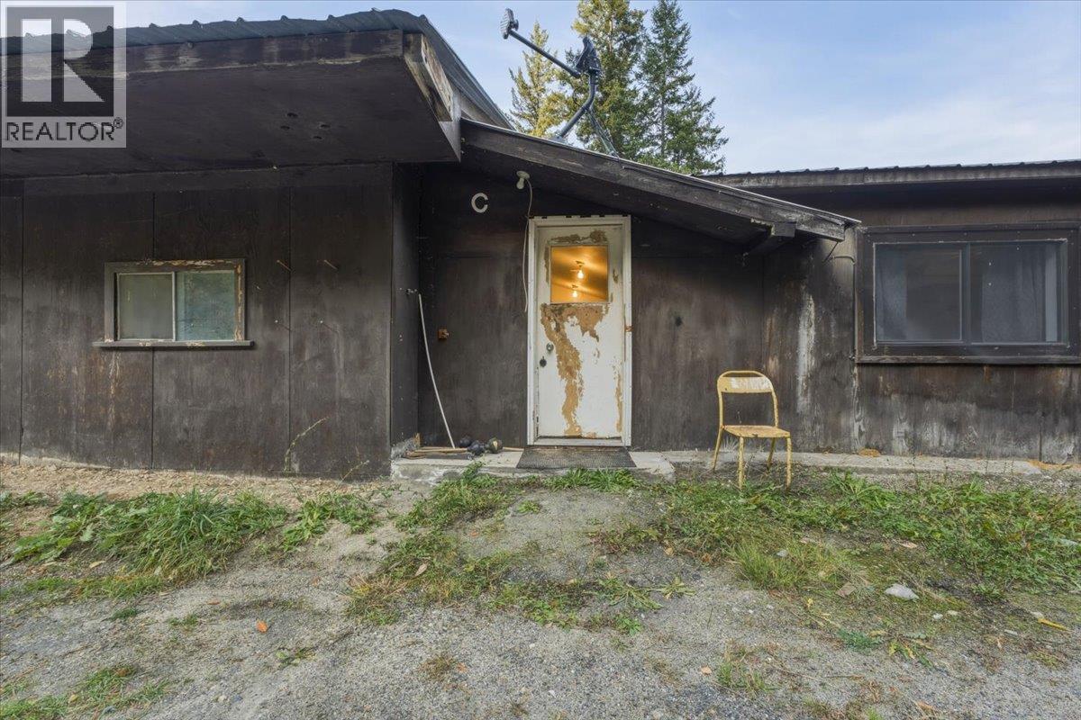 1880 Highway 6, Lumby - Image 1