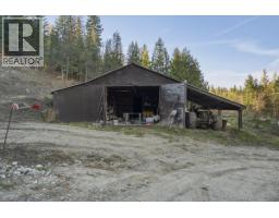 1880 Highway 6, Lumby, BC V0E2G1 Photo 15
