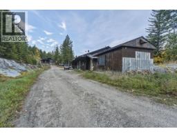 1880 Highway 6, Lumby, BC V0E2G1 Photo 21