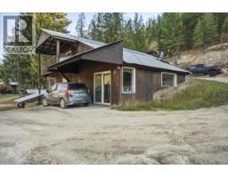 1880 Highway 6, Lumby, BC V0E2G1 Photo 25