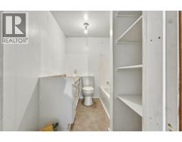 1880 Highway 6, Lumby, BC V0E2G1 Photo 44