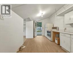 1880 Highway 6, Lumby, BC V0E2G1 Photo 52