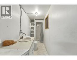 1880 Highway 6, Lumby, BC V0E2G1 Photo 63