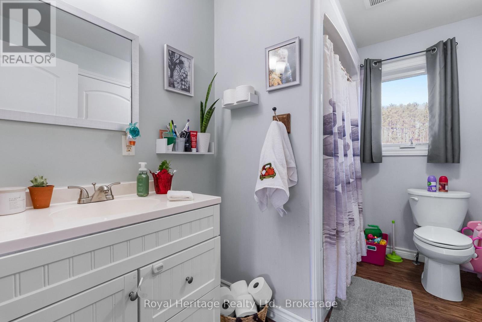 1045 Howland Junction Road, Minden Hills, ON photo 13