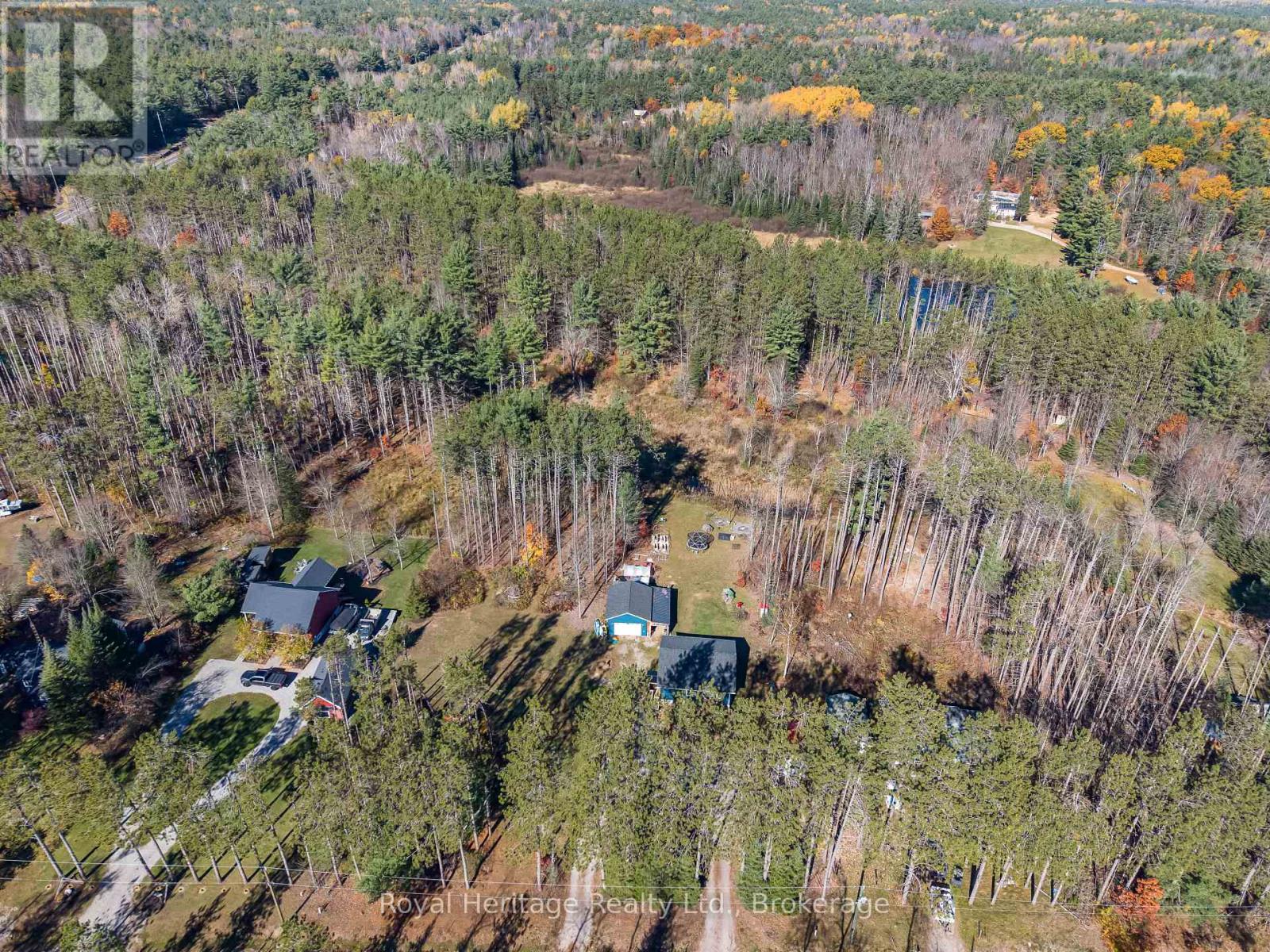 1045 Howland Junction Road, Minden Hills, ON photo 2