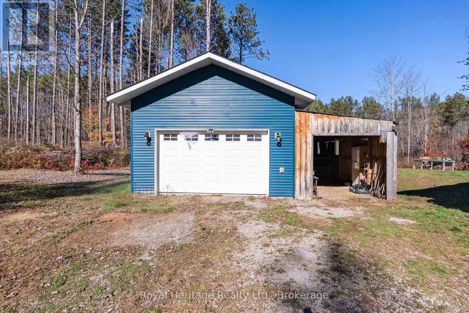 1045 Howland Junction Road, Minden Hills, ON photo 26