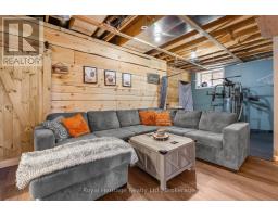 1045 Howland Junction Road, Minden Hills, ON K0M2A1 Photo 18