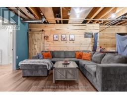 1045 Howland Junction Road, Minden Hills, ON K0M2A1 Photo 19