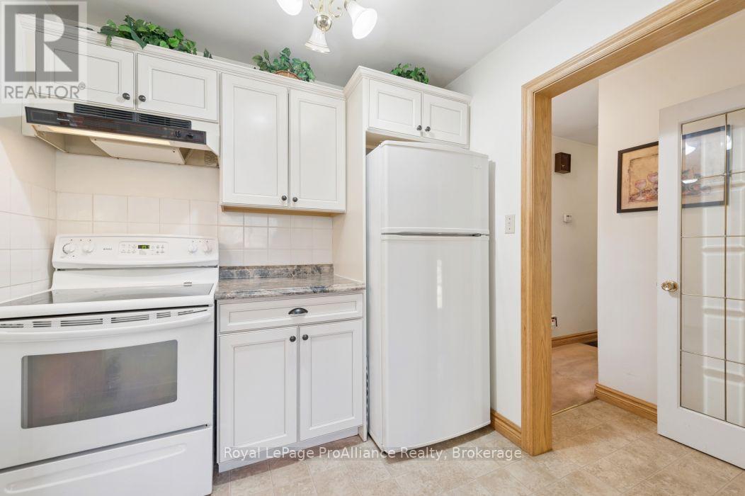 21851 Loyalist Parkway, Quinte West, ON photo 18