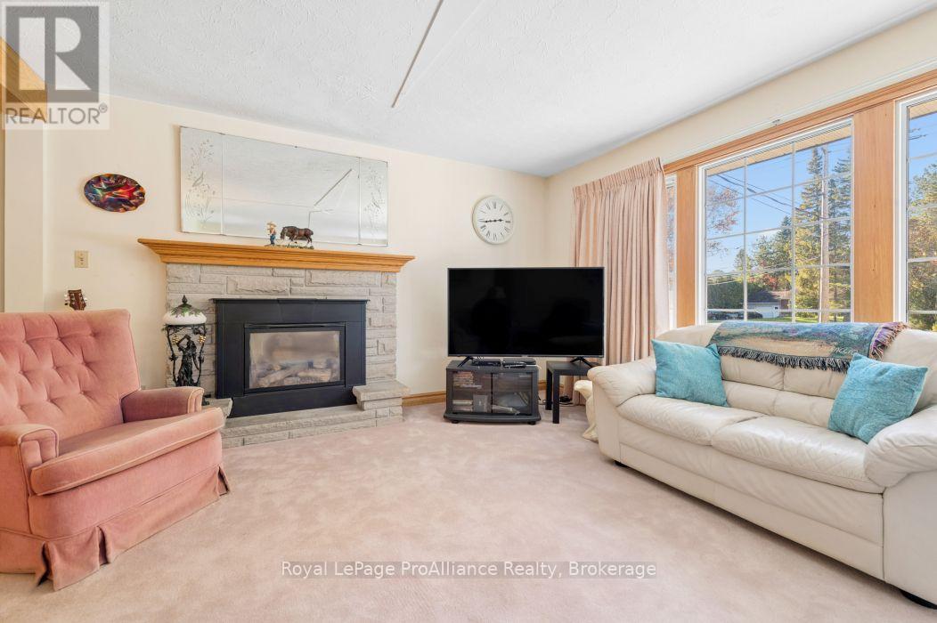 21851 Loyalist Parkway, Quinte West, ON photo 21