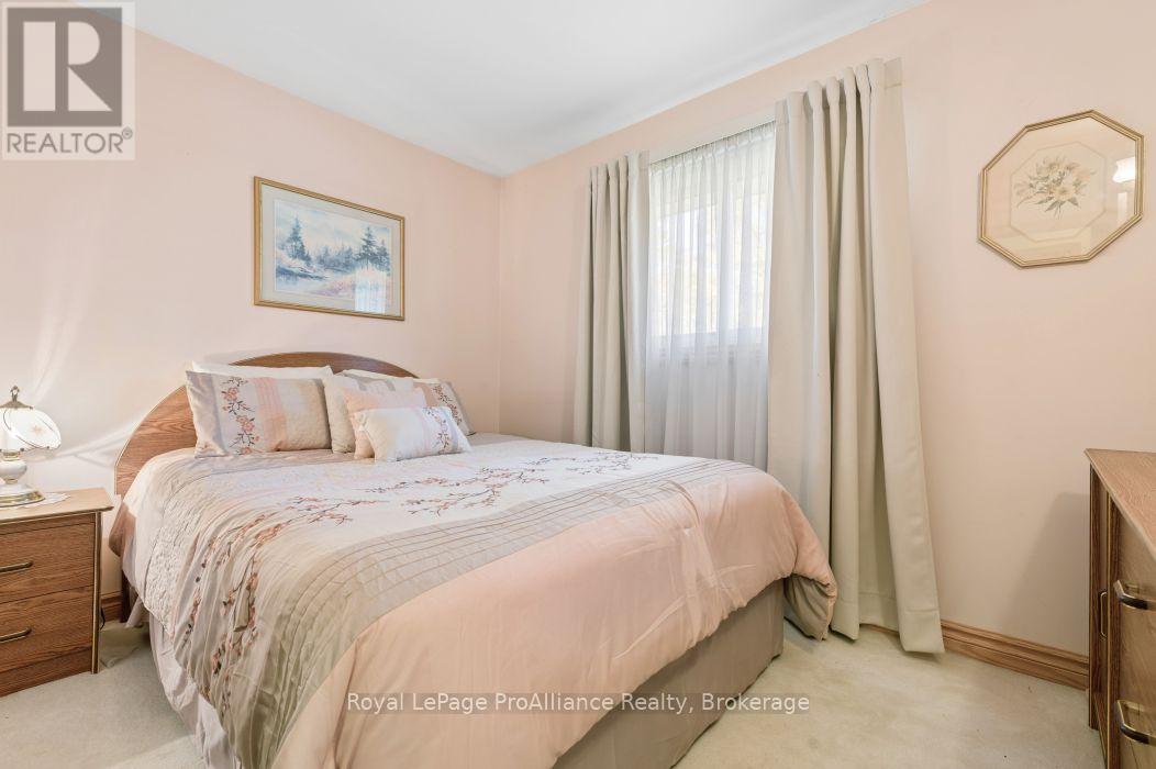 21851 Loyalist Parkway, Quinte West, ON photo 28