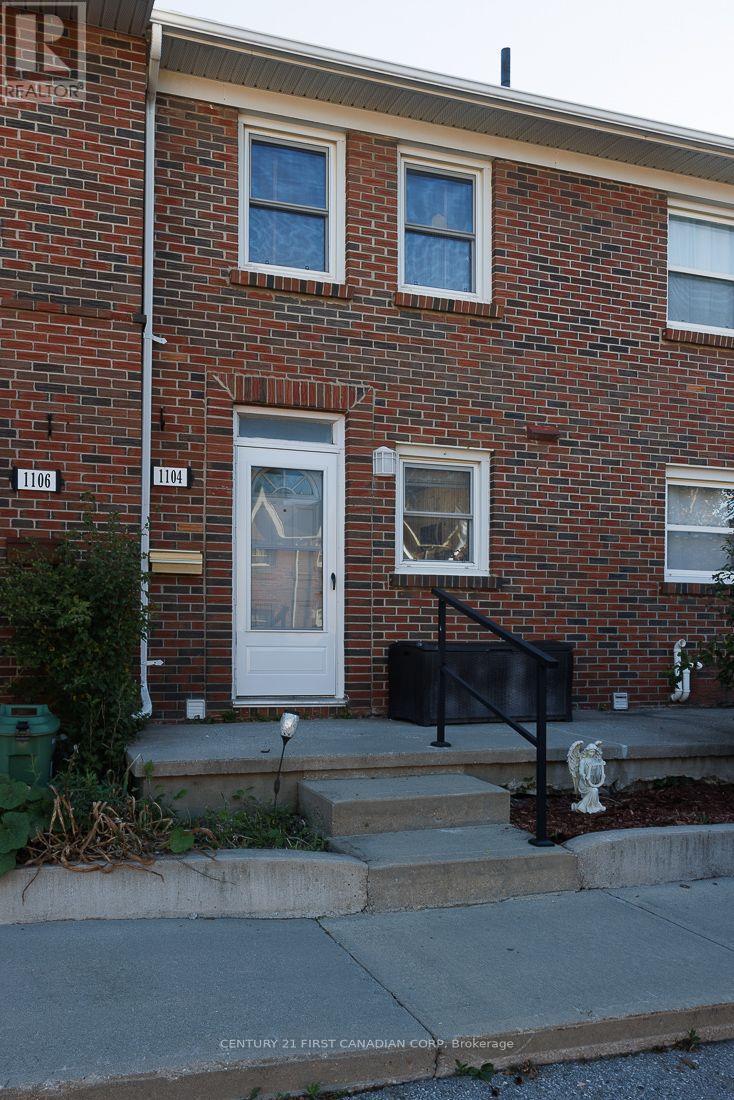 1104 Southdale Unit 13