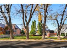 327 Saskatchewan Crescent W, Saskatoon, SK S7M0A2 Photo 26