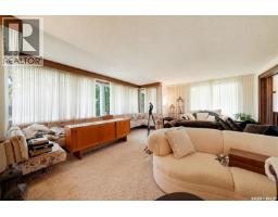 327 Saskatchewan Crescent W, Saskatoon, SK S7M0A2 Photo 31