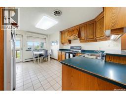 327 Saskatchewan Crescent W, Saskatoon, SK S7M0A2 Photo 35