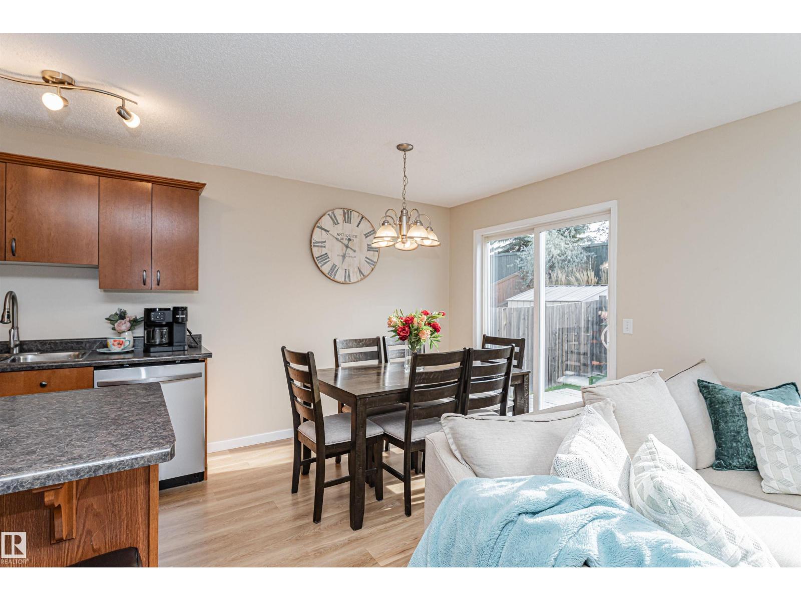 51 VAUGHN AV, Spruce Grove — photo 18