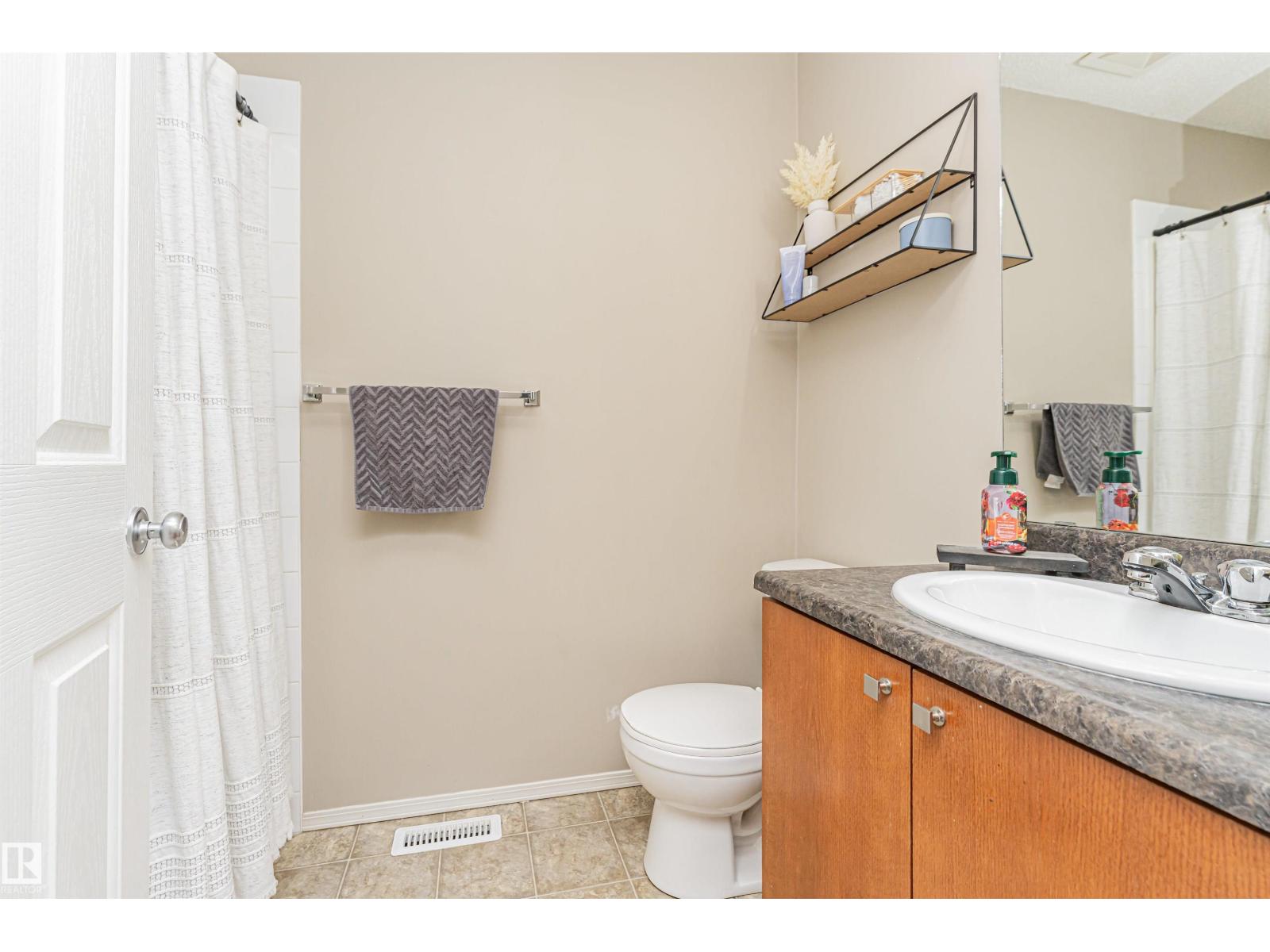 51 Vaughn Avenue, photo 42