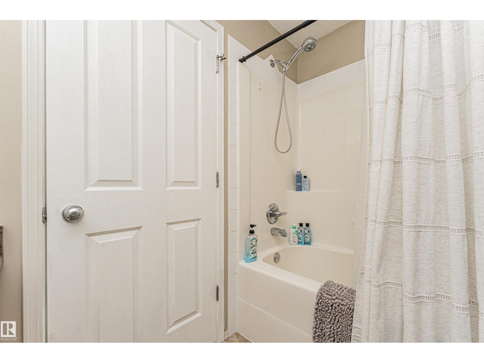51 Vaughn Avenue, photo 43