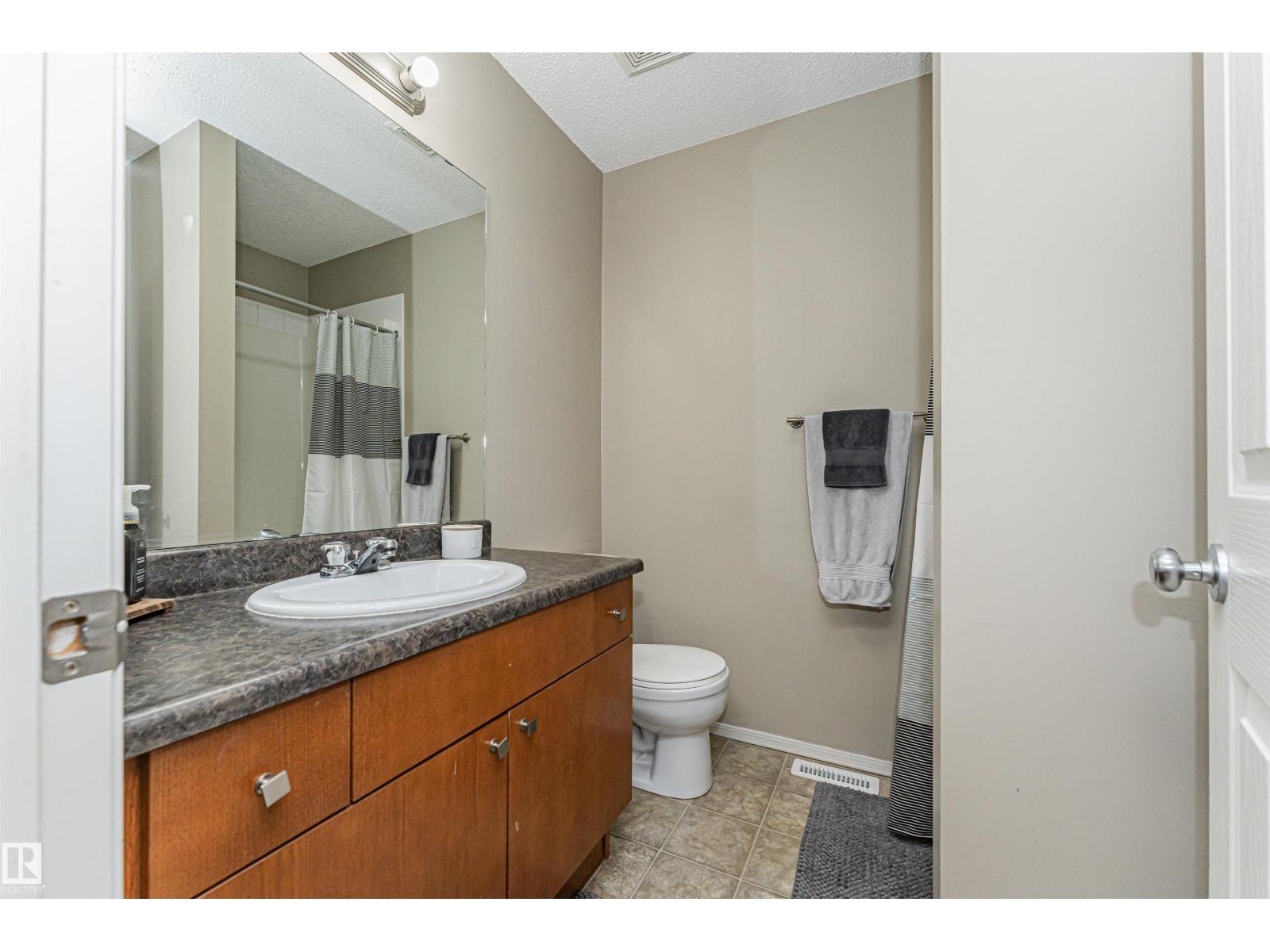 51 Vaughn Avenue, photo 50