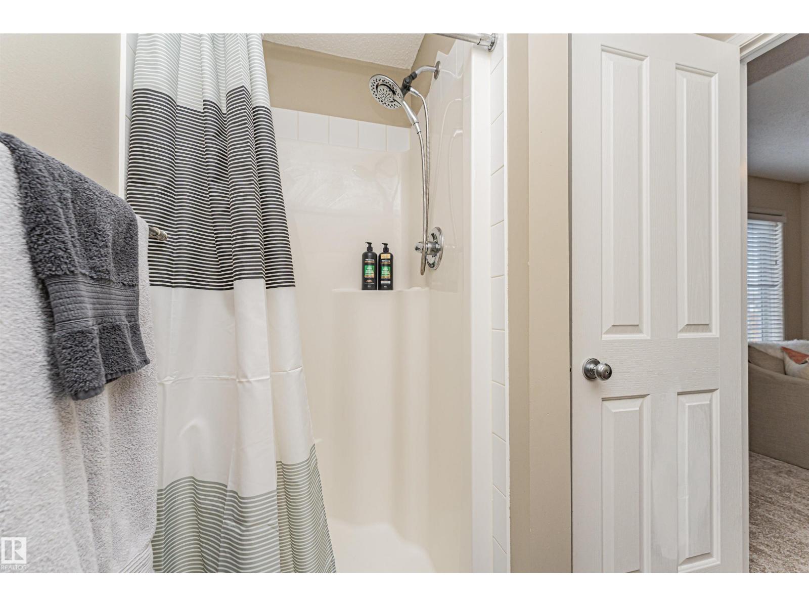51 Vaughn Avenue, photo 51