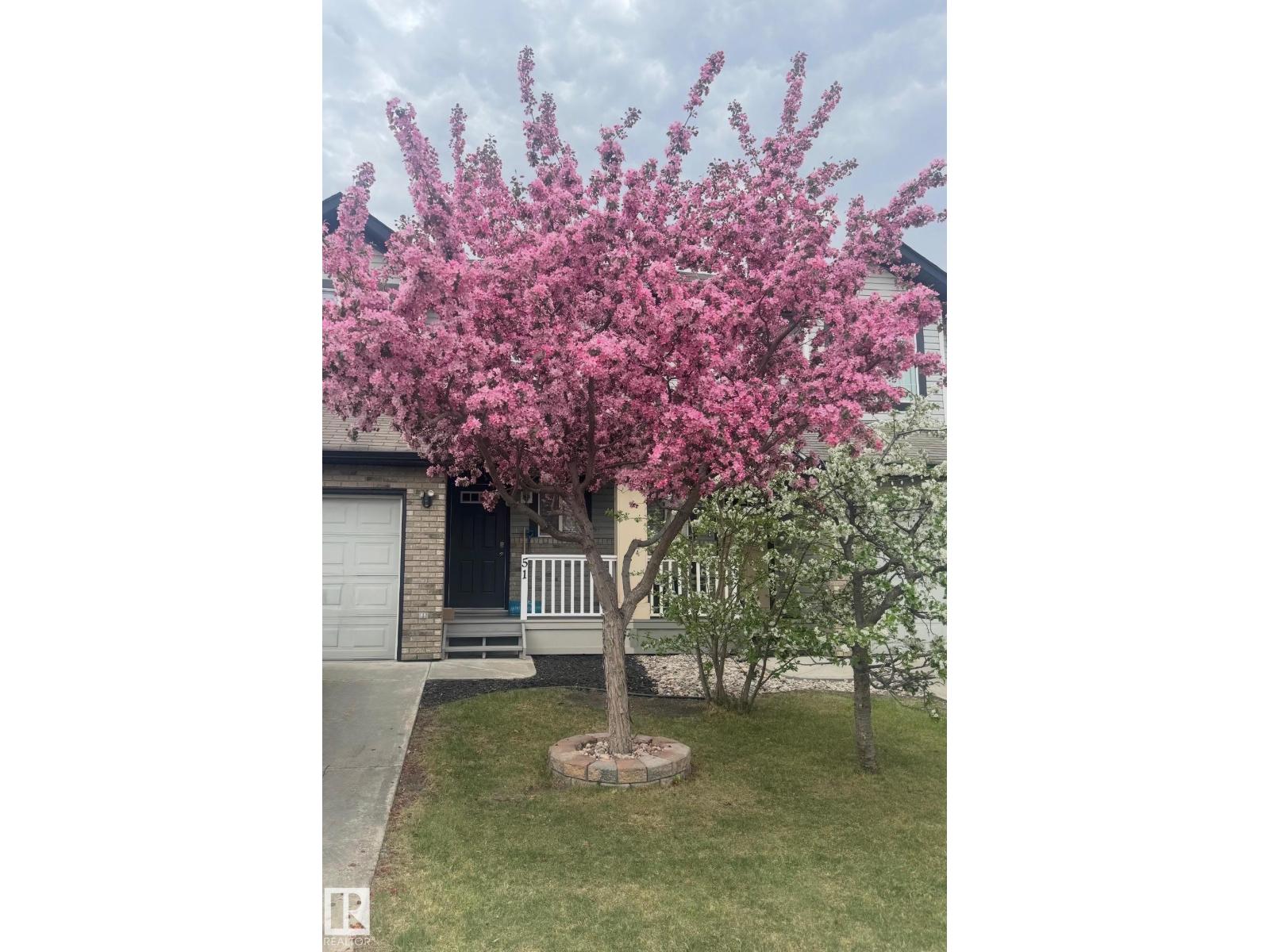 51 Vaughn Avenue, photo 58