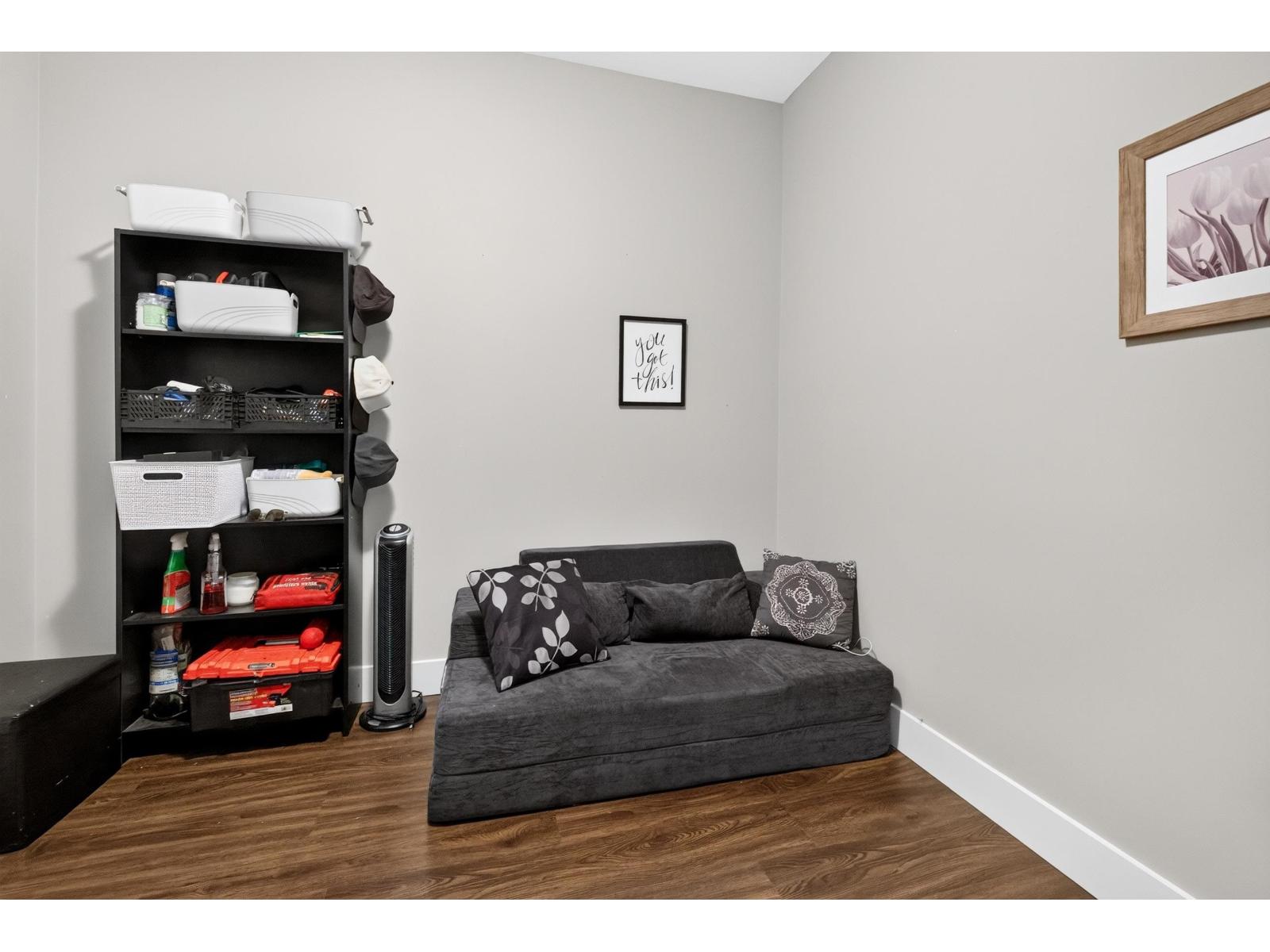 208 2632 PAULINE STREET, Abbotsford - Image 1
