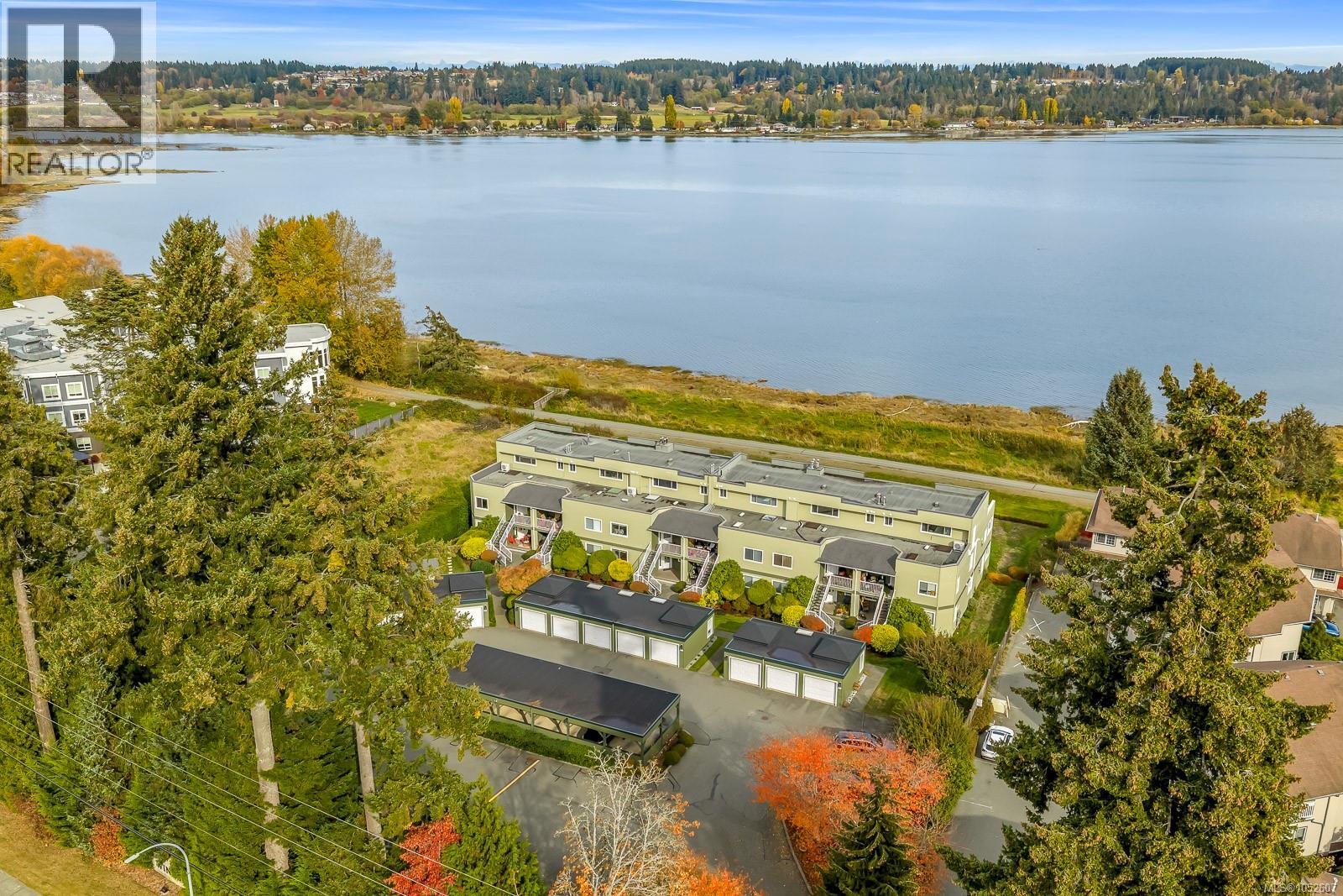 104 2970 Cliffe Ave, Courtenay - Image 1
