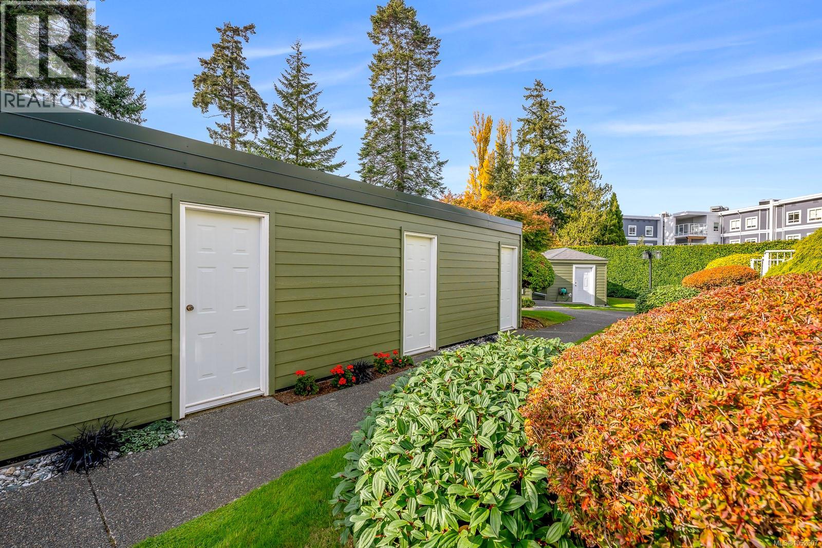 104 2970 Cliffe Ave, Courtenay - Image 1