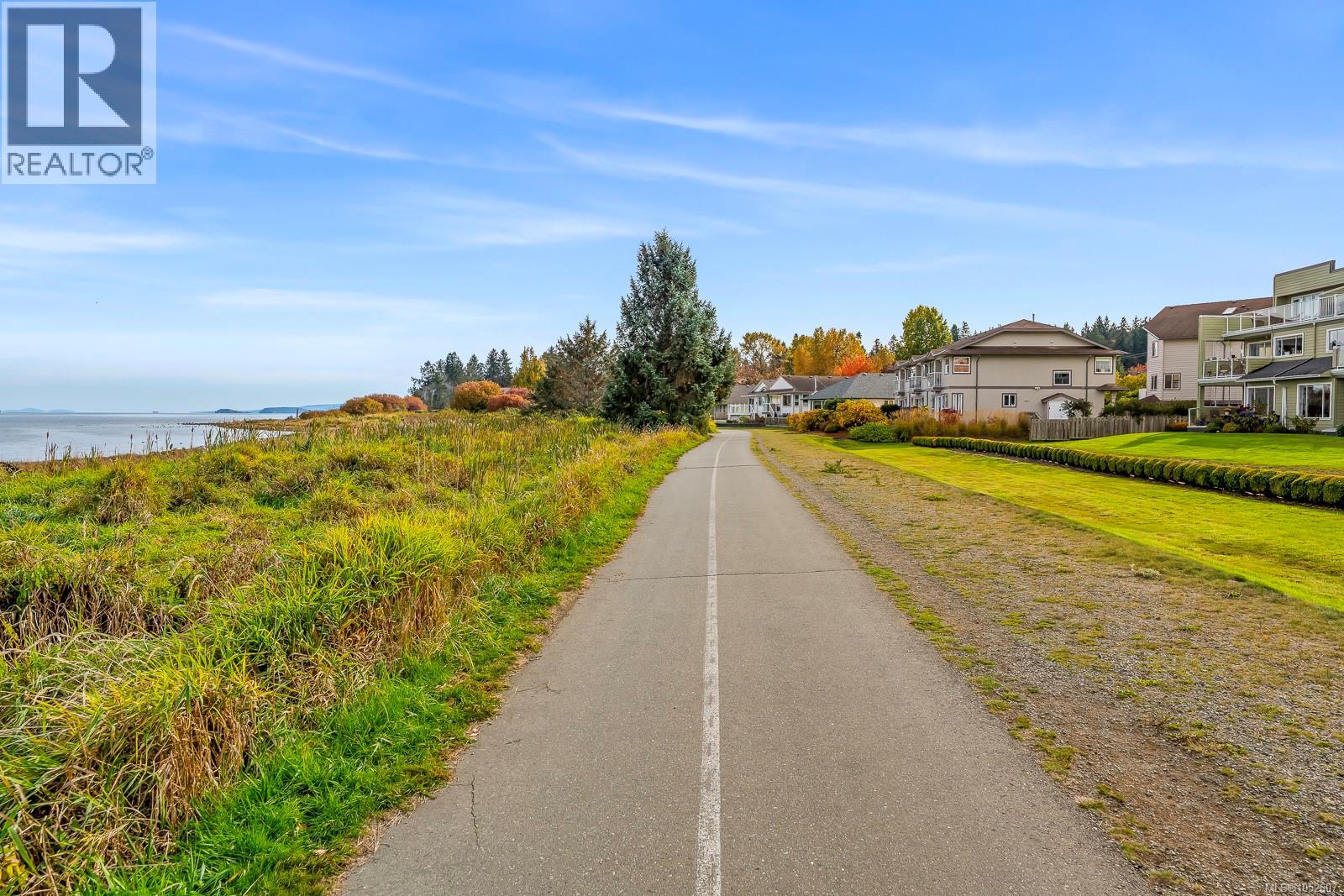 104 2970 Cliffe Ave, Courtenay - Image 1