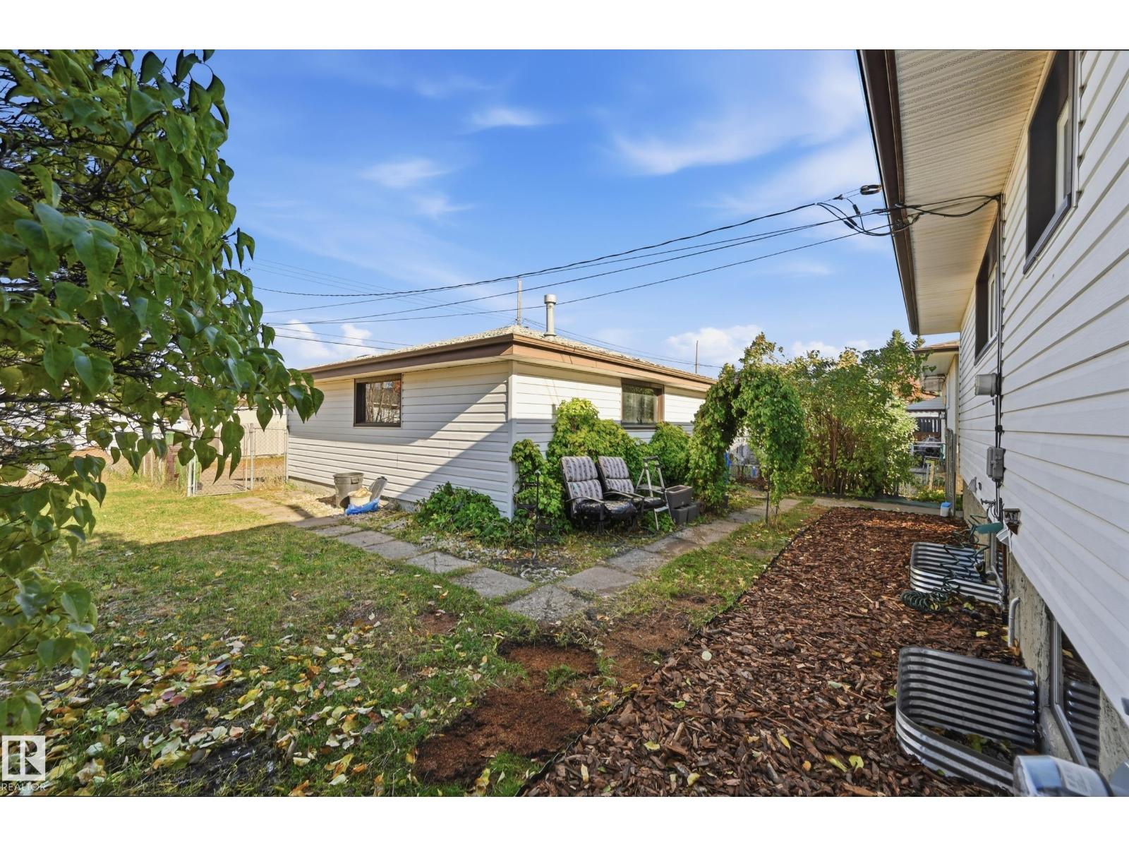 6604 93 AV NW, Edmonton — photo 29