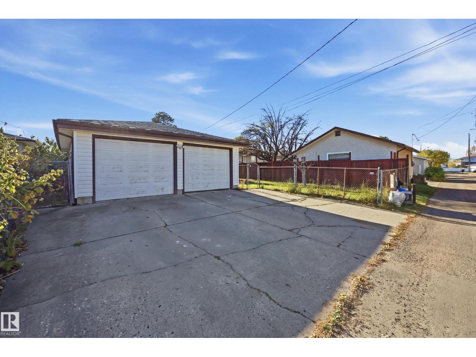 6604 93 AV NW, Edmonton — photo 32