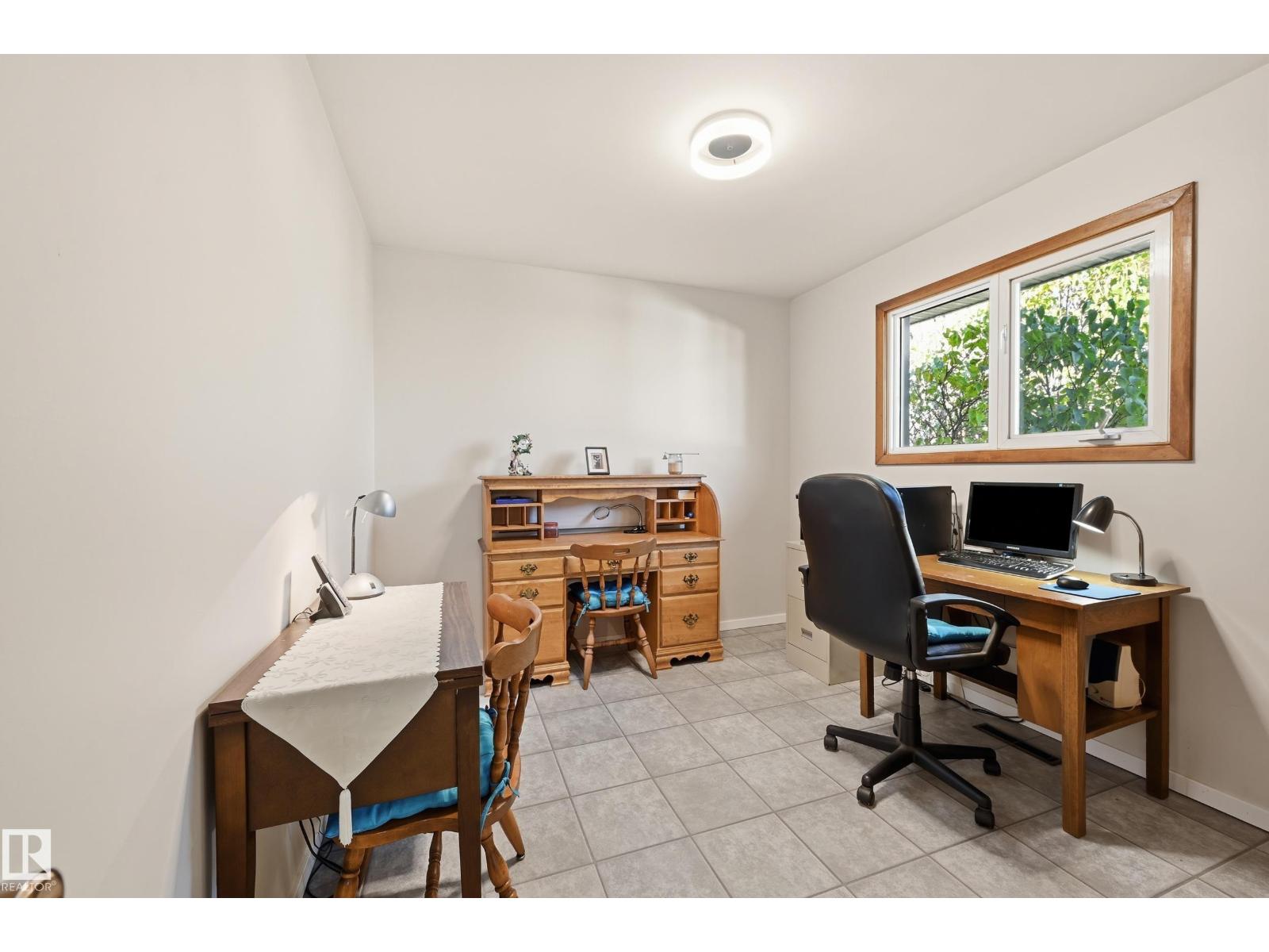 6604 93 AV NW, Edmonton — photo 17