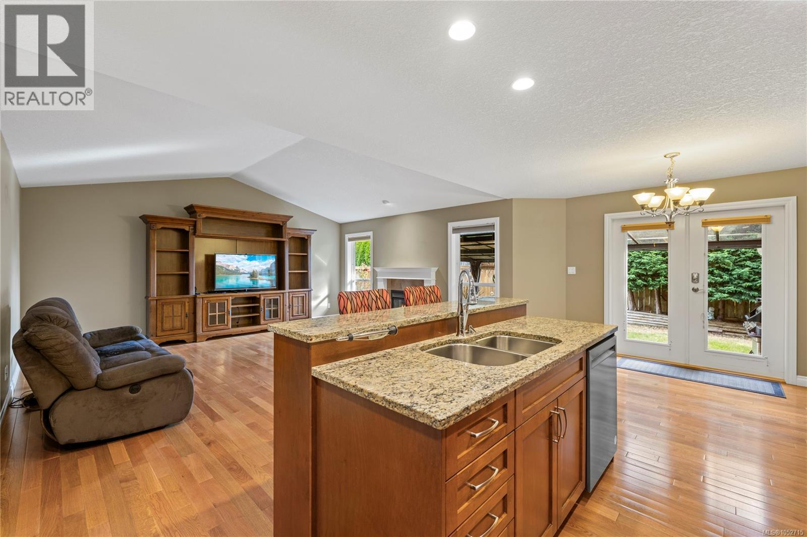 315 Crabapple Cres - 15