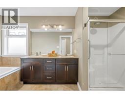 Primary Bedroom - 315 Crabapple Cres, Parksville, BC V9P2J1 Photo 6