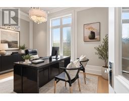 523 Vesta Drive, Toronto, ON M5P3A9 Photo 16