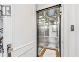 523 Vesta Drive, Toronto, ON M5P3A9 Photo 19