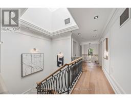 523 Vesta Drive, Toronto, ON M5P3A9 Photo 20