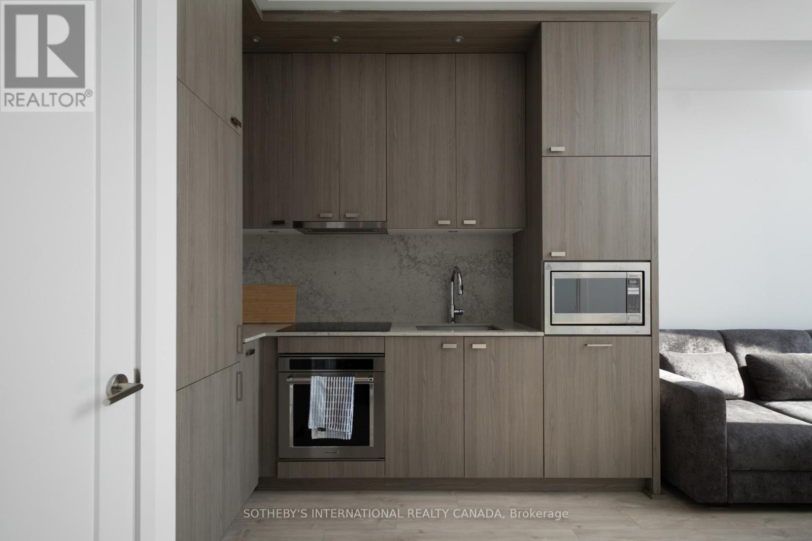 PH04- 115 Denison Avenue, Toronto, ON photo 3