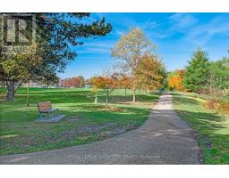 Office - 26 Millgate Crescent, Toronto, ON M2K1L6 Photo 9