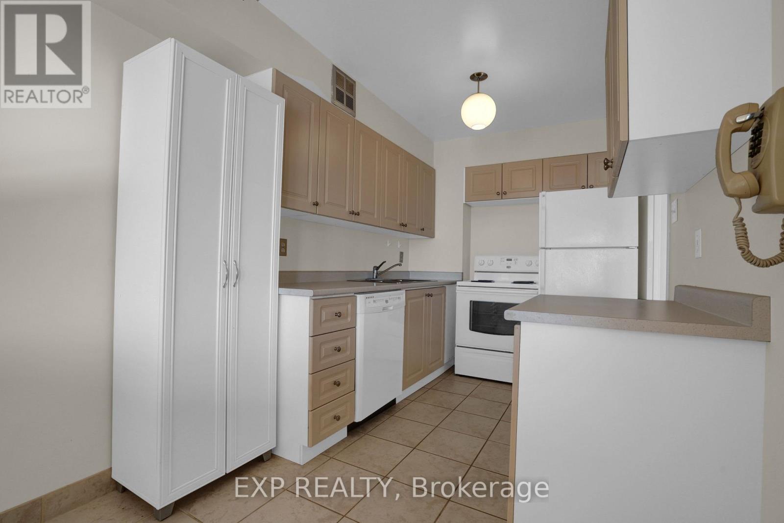 706- 40 Baif Boulevard, Richmond Hill, ON photo 7
