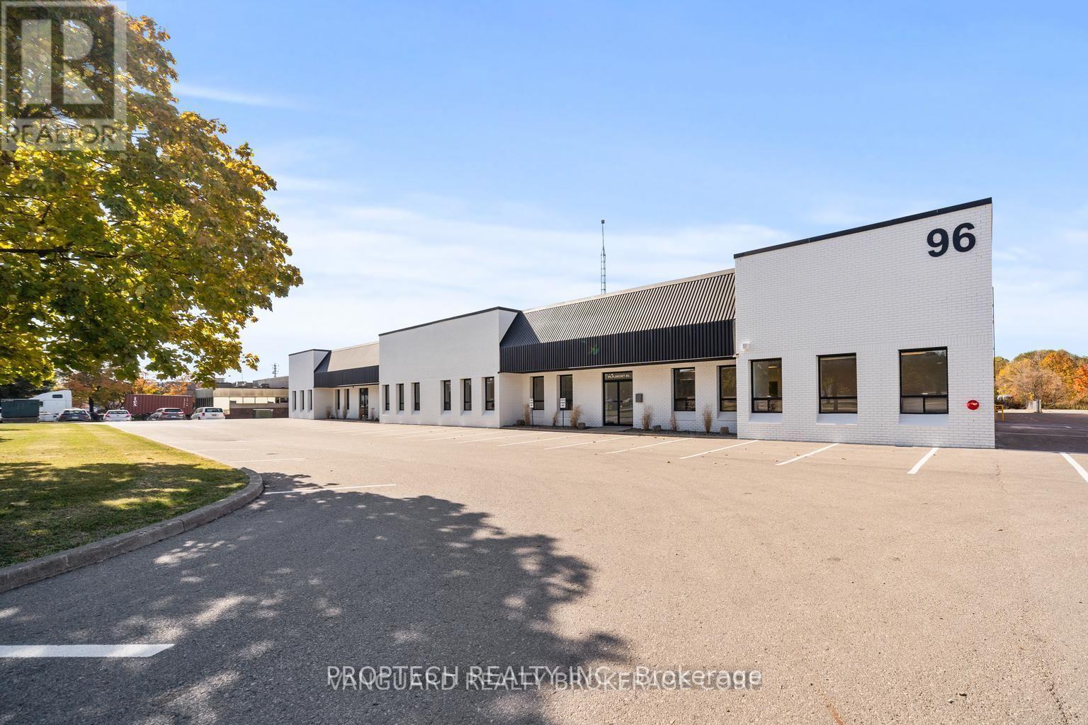 2 - 96 PLANCHET ROAD, Vaughan (Concord)