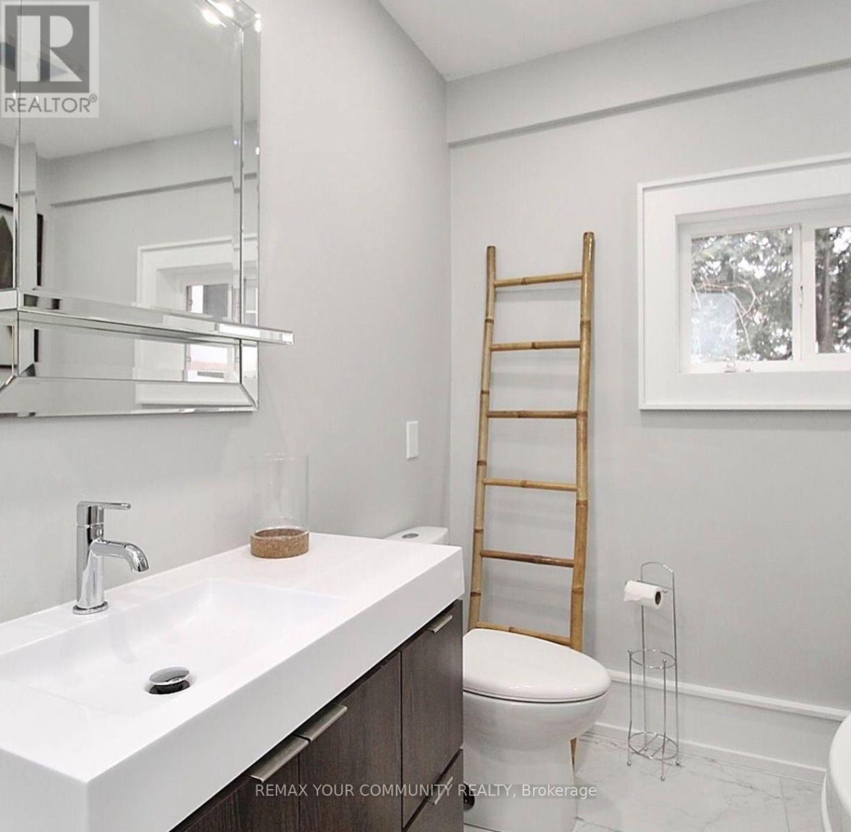 21052 DALTON ROAD, Georgina (Sutton & Jackson's Point) — photo 2