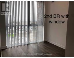 311 - 38 Honeycrisp Crescent, Vaughan, ON L4K0M8 Photo 7
