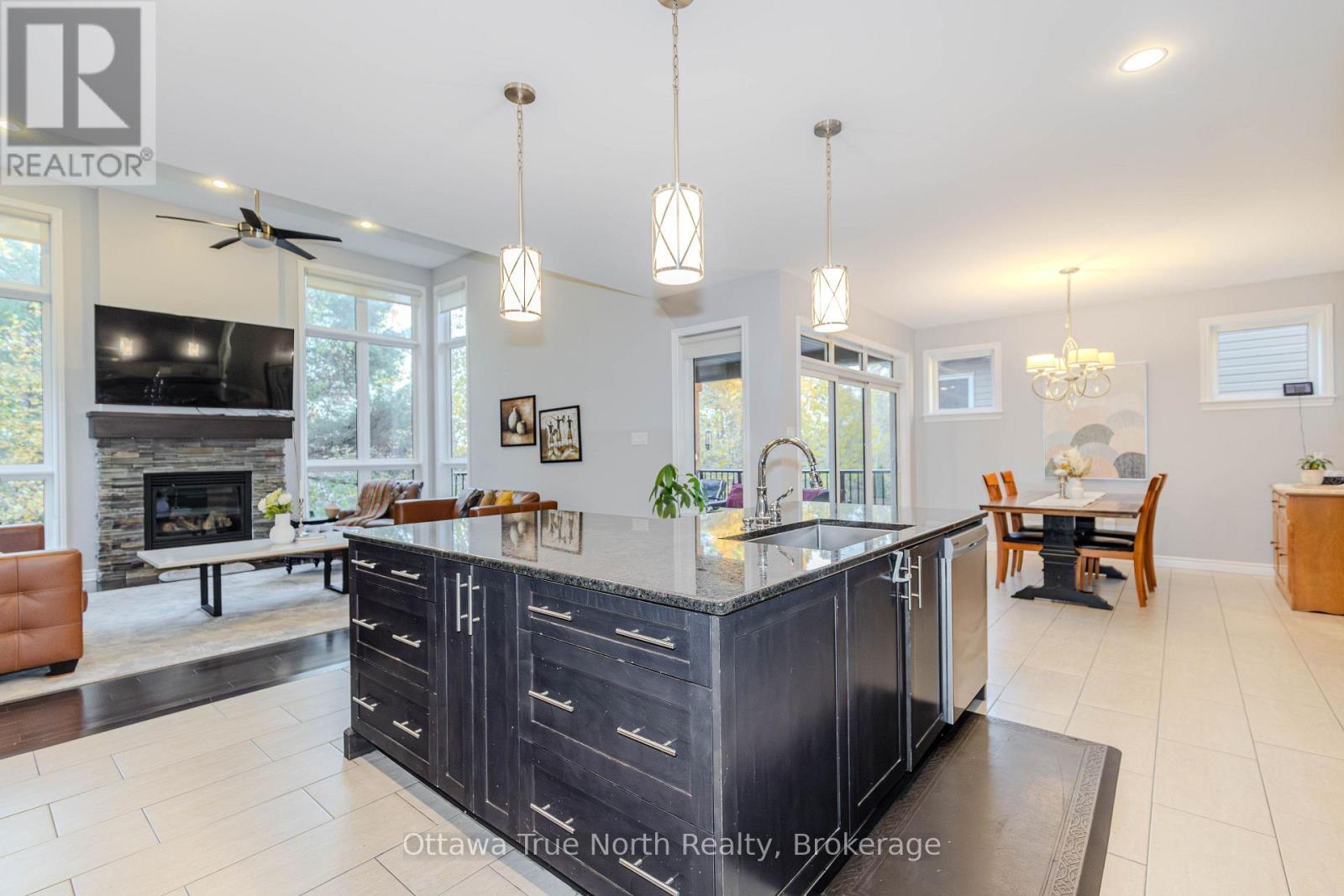 extended island with elegant granite coutertops