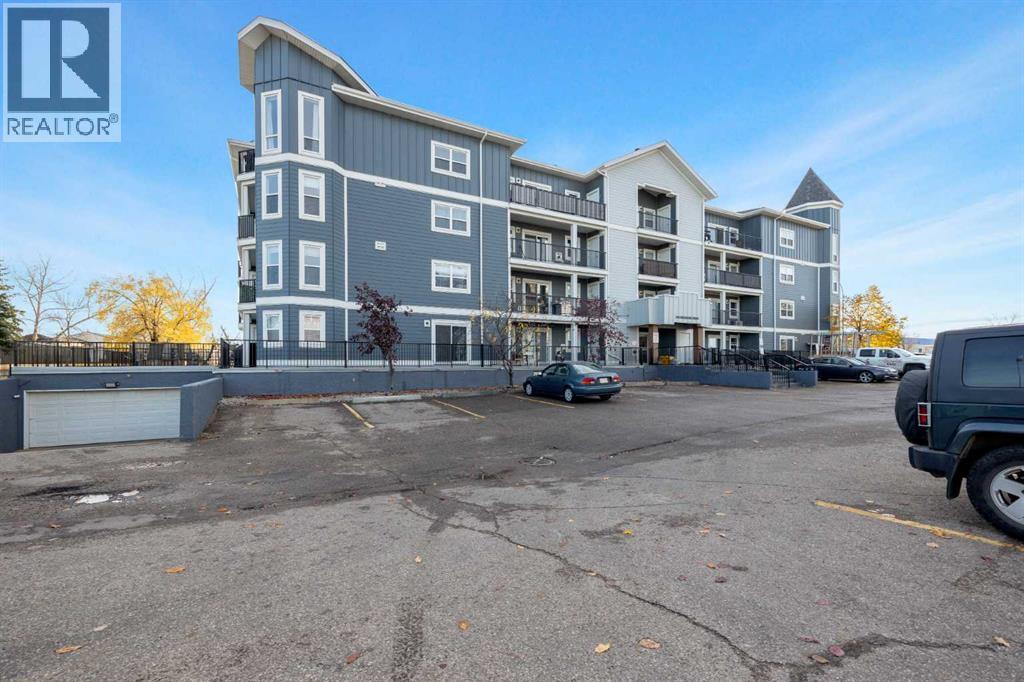 243 Gregoire Unit 300 photo 3