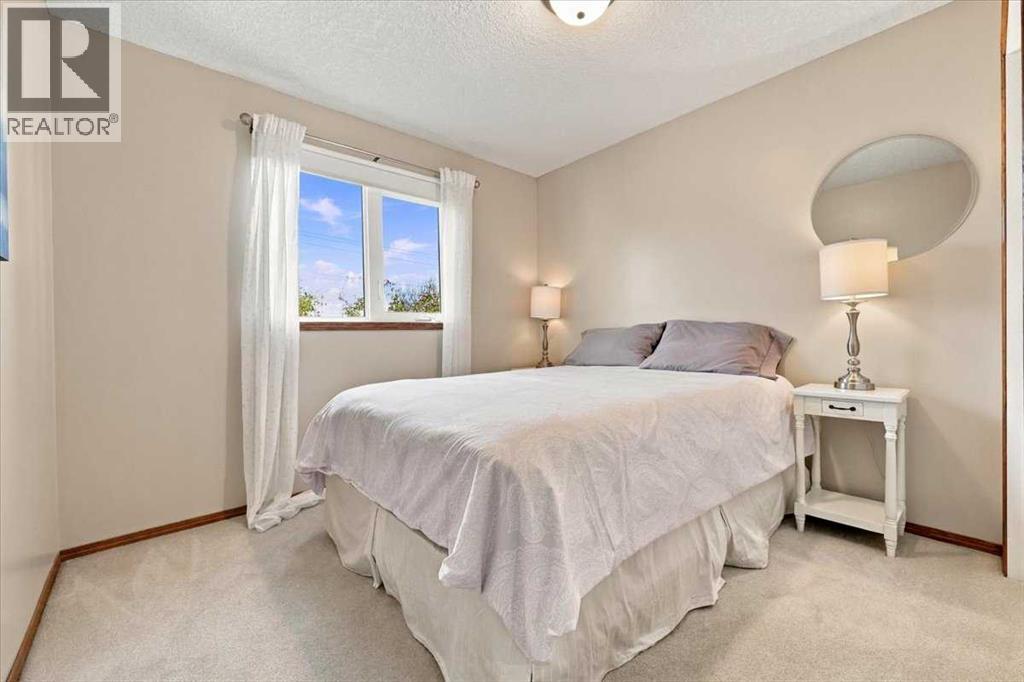 144 Bernard Way NW, Calgary — photo 28